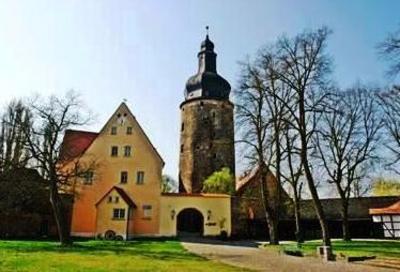 фото отеля Wasserburg zu Gommern
