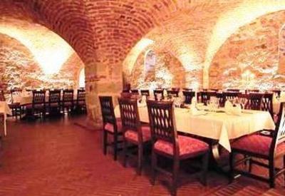 фото отеля Wasserburg zu Gommern