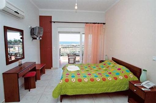фото отеля Rougas Apartments
