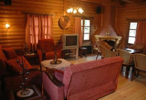 фото отеля Chalet Likouresi Village