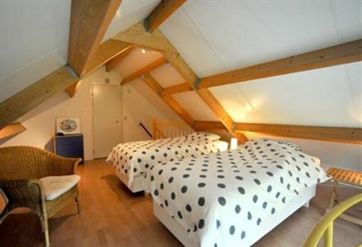 фото отеля Bed & Breakfast 't Laantje