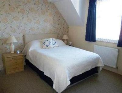 фото отеля Lyndale Guest House Pately Bridge