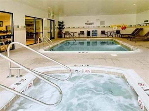 фото отеля Courtyard by Marriott Waldorf
