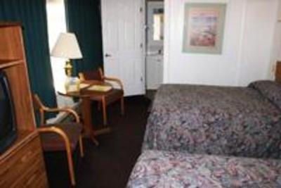 фото отеля Restwood Motel