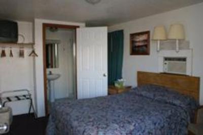 фото отеля Restwood Motel