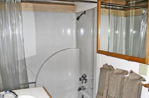 фото отеля Rye Creek Lodge