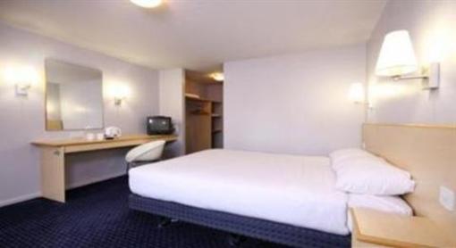фото отеля Travelodge Hotel Stonehenge Amesbury (England)