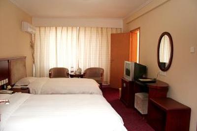 фото отеля Shenyang Post Hotel