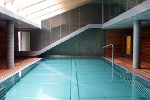 фото отеля Apartament w Hotelu Sand