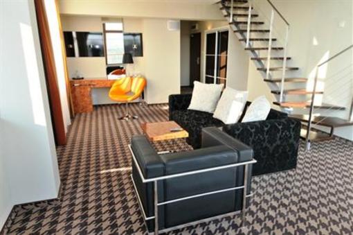 фото отеля Apartament w Hotelu Sand