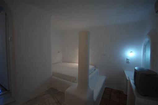 фото отеля Mourtzakis Hotel Ornos