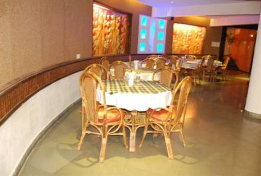 фото отеля Hotel Niraali Executive