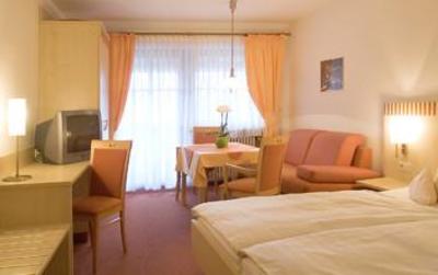 фото отеля Rottalblick AppartmentHotel Bad Griesbach