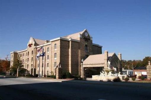 фото отеля Hampton Inn Newberry Opera House