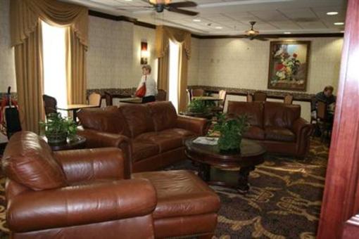 фото отеля Hampton Inn Newberry Opera House