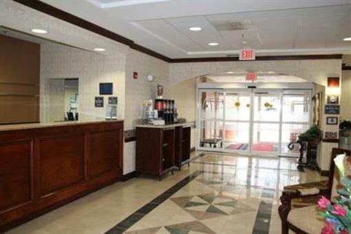 фото отеля Hampton Inn Newberry Opera House
