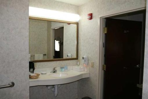 фото отеля Hampton Inn Newberry Opera House