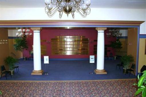 фото отеля Hampton Inn Newberry Opera House