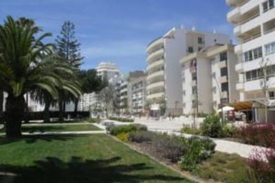фото отеля Apartamentos Turisticos Lindomar