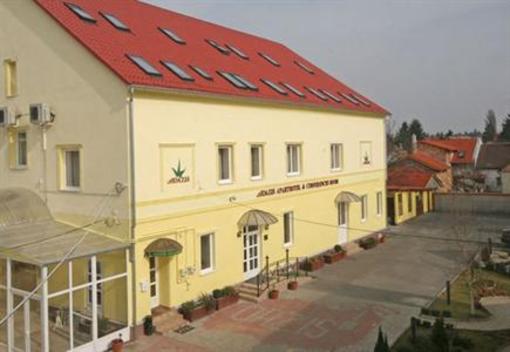 фото отеля Hotel Oazis