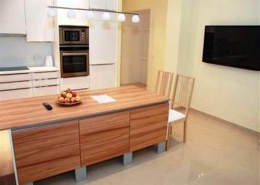 фото отеля Livingston Apartment