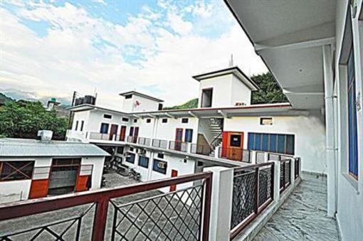 фото отеля Relax Inn Nainital