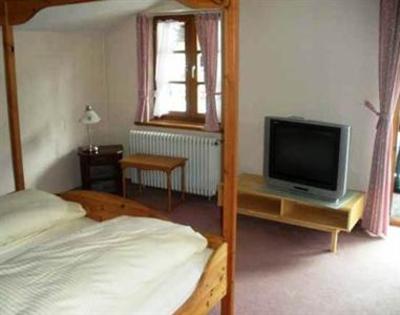 фото отеля Hotel Zur Post Kreuth
