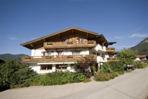 фото отеля Fuchs Pension Brixen Im Thale