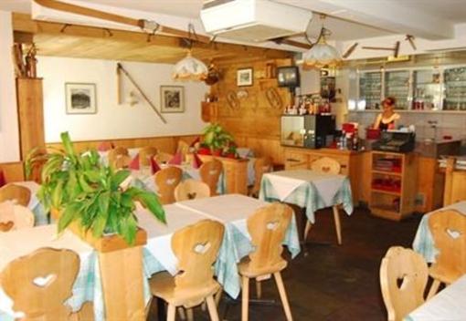 фото отеля Hotel Collina Scuol