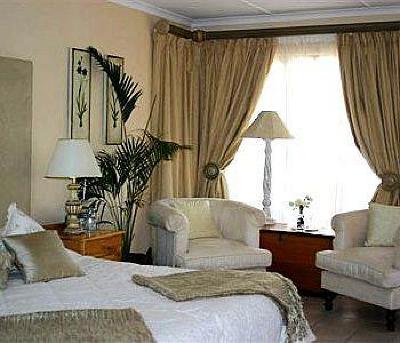 фото отеля Cosmos Cuisine Guesthouse Addo