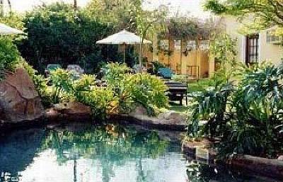 фото отеля Cosmos Cuisine Guesthouse Addo