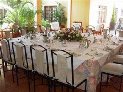 фото отеля Cosmos Cuisine Guesthouse Addo