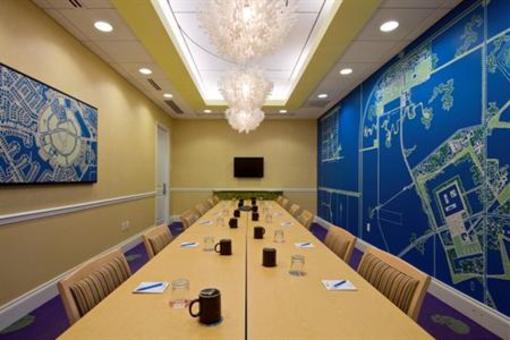 фото отеля Hotel Indigo Miami Lakes