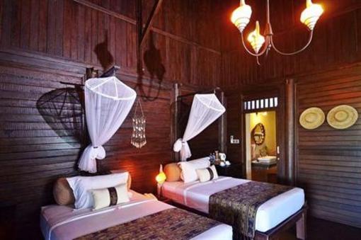 фото отеля Samawa Seaside Cottages