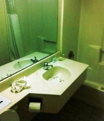 фото отеля Quality Inn & Suites North Lima