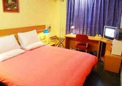 фото отеля Home Inn Changchun Shengli Avenue