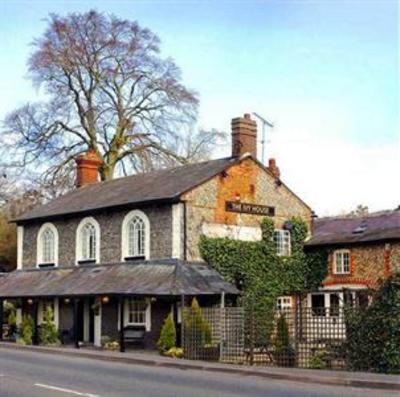 фото отеля The Ivy House Inn Chalfont St. Giles