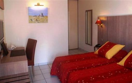 фото отеля Logis Hostellerie du Causse