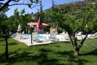 фото отеля Agriturismo Valle Alcantara