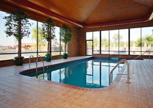 фото отеля Econo Lodge Marion Illinois