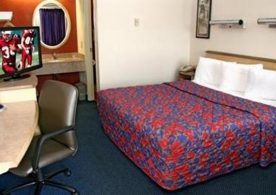 фото отеля Red Roof Inn St. Clairsville