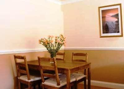 фото отеля Seasons Apartments Winnersh