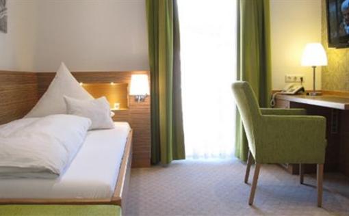 фото отеля Hotel Germania Bad Worishofen