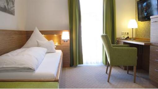 фото отеля Hotel Germania Bad Worishofen