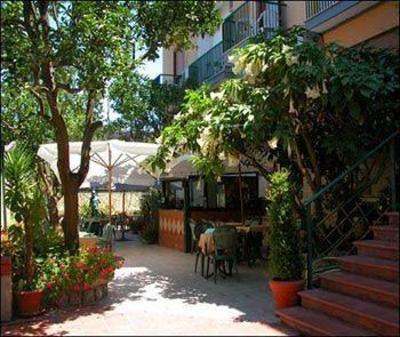 фото отеля Hotel La Pergola Sant'Agnello