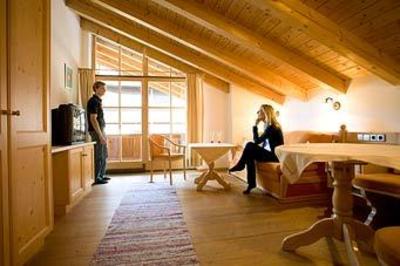 фото отеля Beim Nuihausa Hotel Reit im Winkl