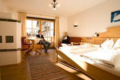 фото отеля Beim Nuihausa Hotel Reit im Winkl