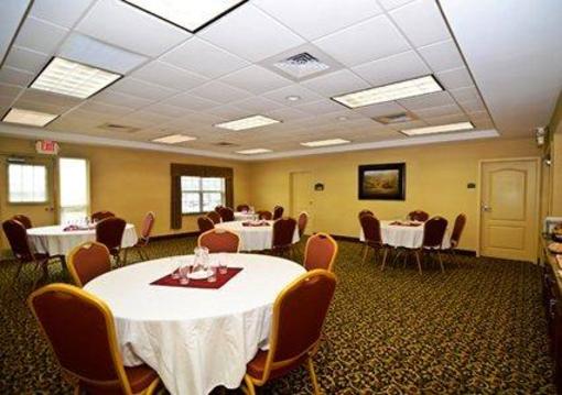 фото отеля Comfort Inn & Suites Wilton (Maine)