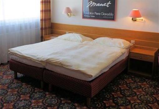 фото отеля Hotel Du Rhone