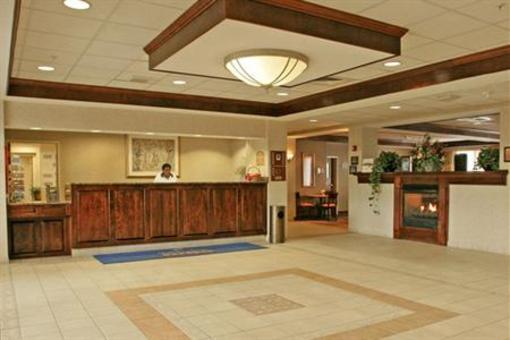 фото отеля Holiday Inn Express Woonsocket